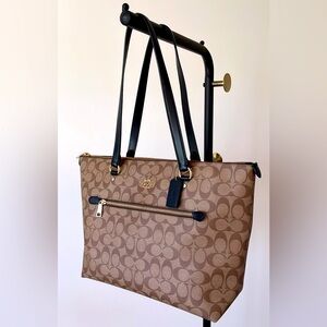 Coach tote